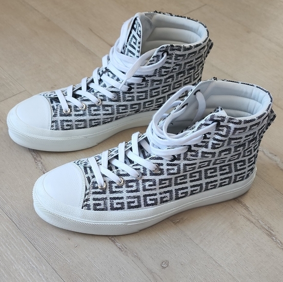 Givenchy Shoes - Picture 5 of 5